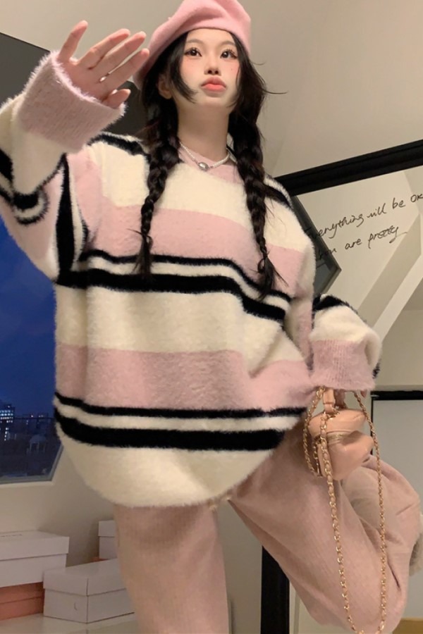 엘라 핑크 스트라이프 보들이 라운드넥 긴소매 롱슬리브 니트 스웨터