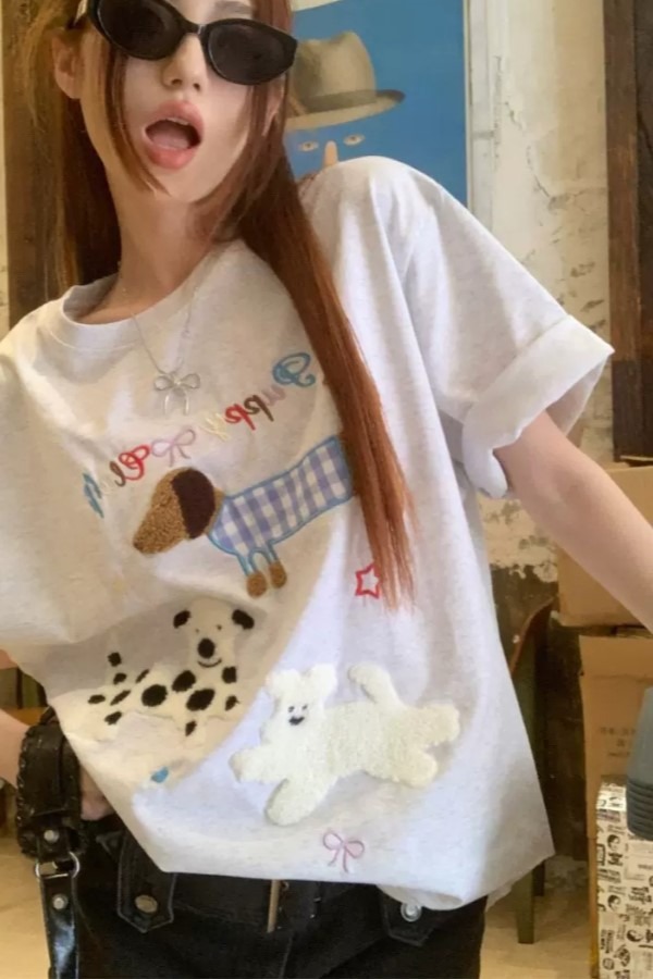 ♥당일출고♥ 히나 강아지 자수 라운드넥 반팔 루즈핏 티셔츠